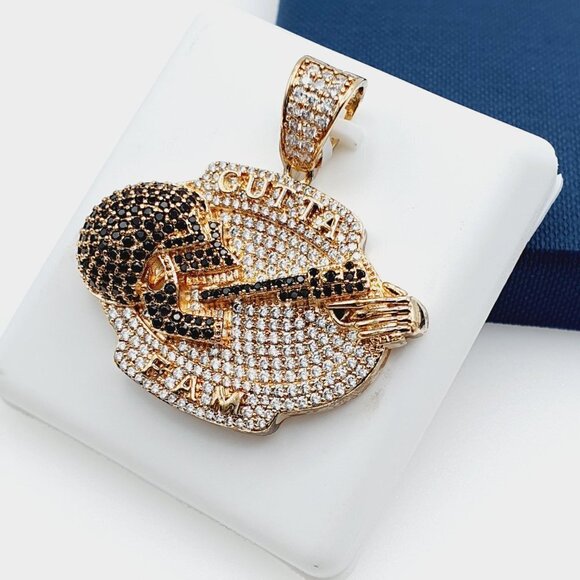 "14K Gold Plated Cubic Zircon Pendant, INUS1BR265 - Picture 3 of 8